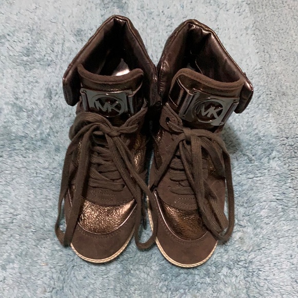 Michael Kors Nickel Grey Wedges - Picture 1 of 8